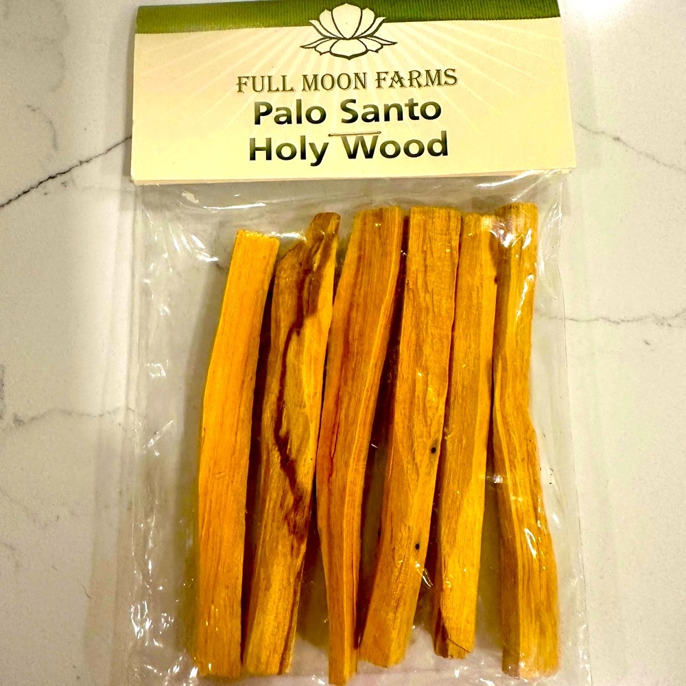 NWT Palo Santo Holy Wood Sticks